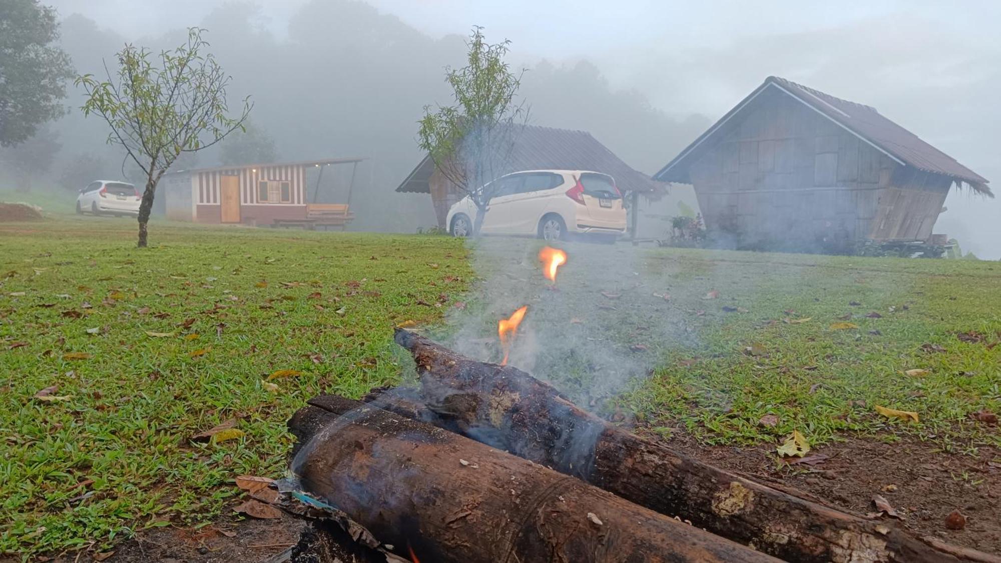 ไร่นิธิสุนทร Nithisoonthon Farmstay Mae Hong Son Dış mekan fotoğraf