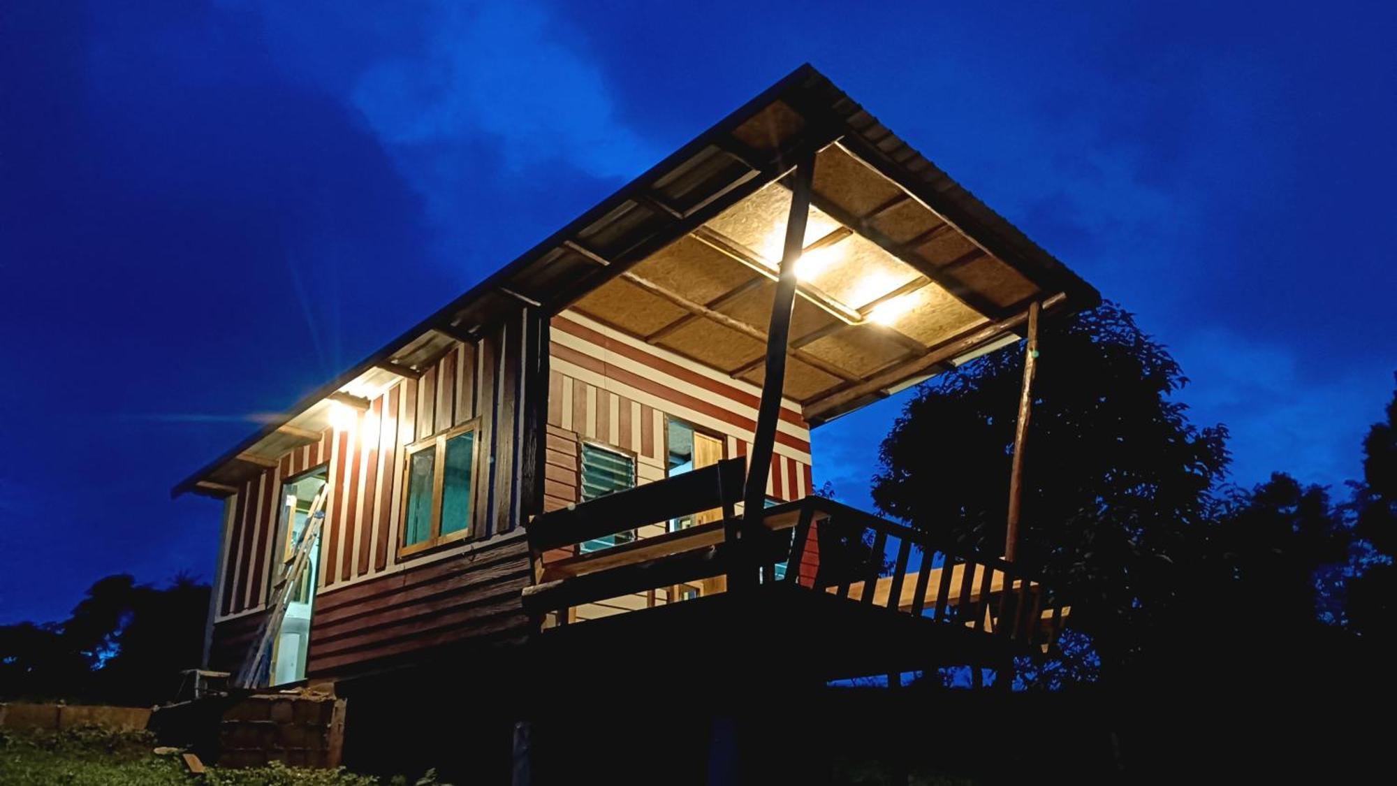 ไร่นิธิสุนทร Nithisoonthon Farmstay Mae Hong Son Dış mekan fotoğraf
