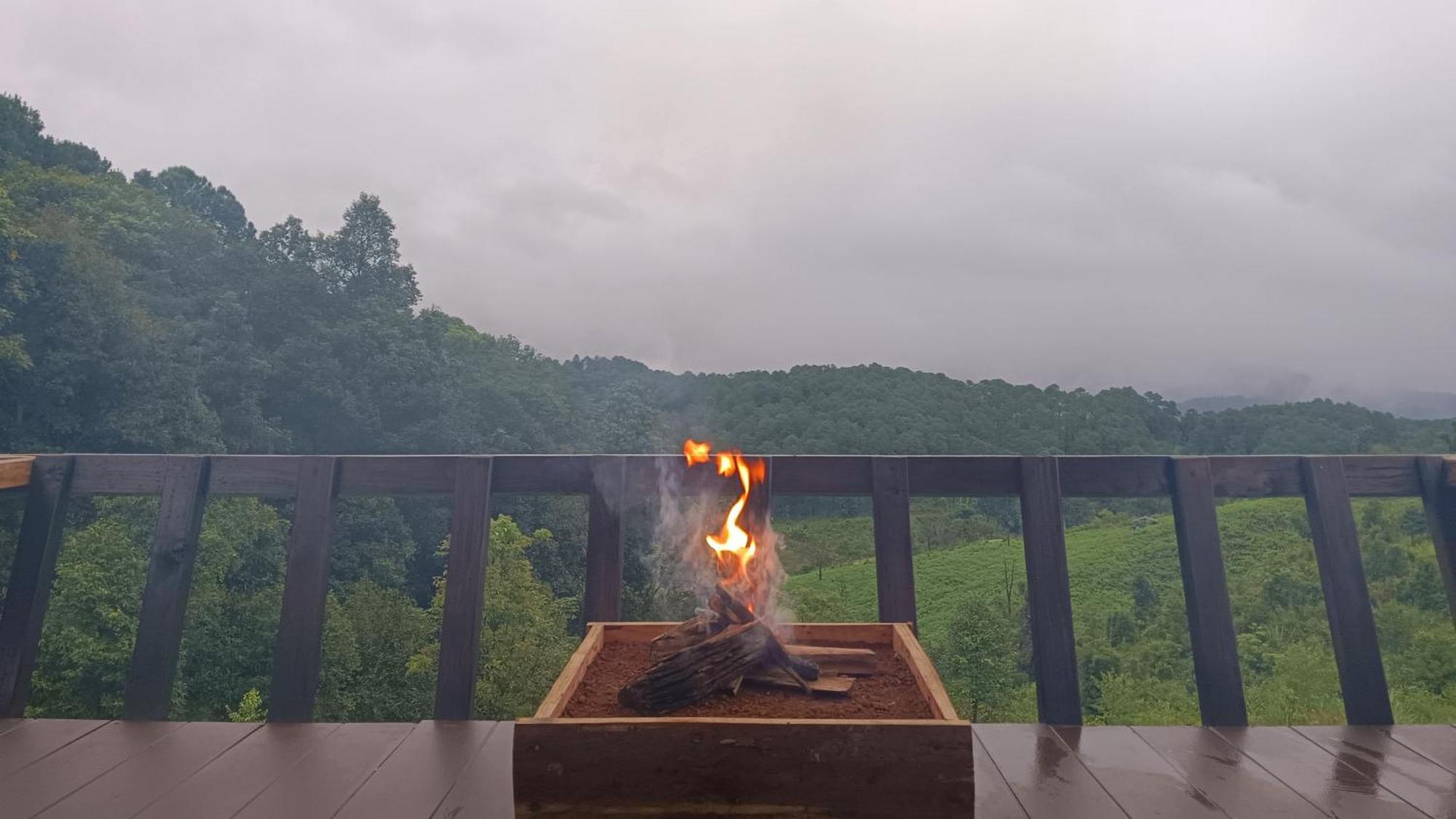 ไร่นิธิสุนทร Nithisoonthon Farmstay Mae Hong Son Dış mekan fotoğraf