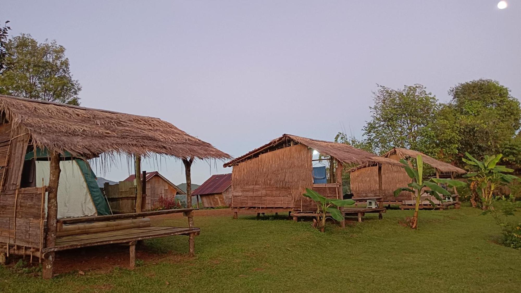 ไร่นิธิสุนทร Nithisoonthon Farmstay Mae Hong Son Dış mekan fotoğraf