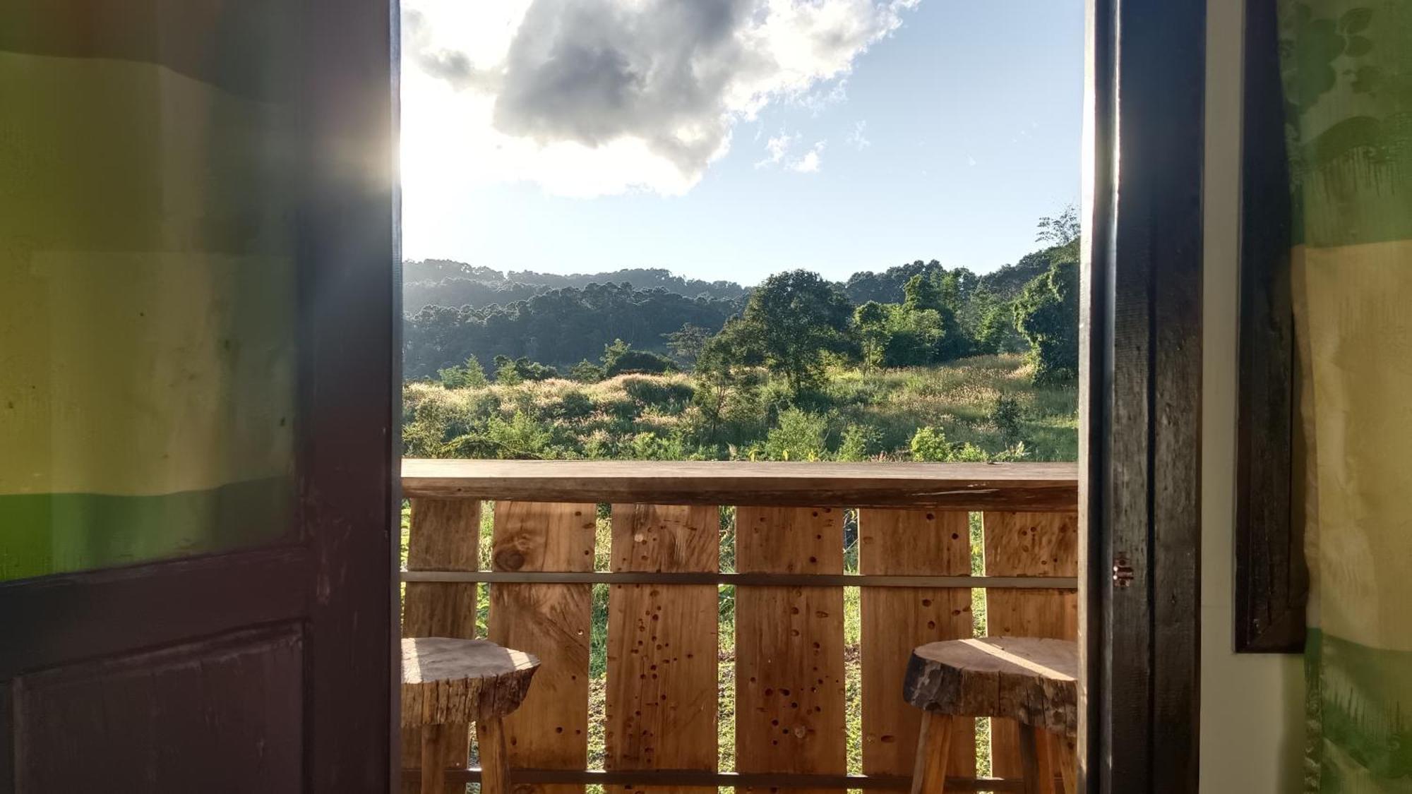 ไร่นิธิสุนทร Nithisoonthon Farmstay Mae Hong Son Dış mekan fotoğraf