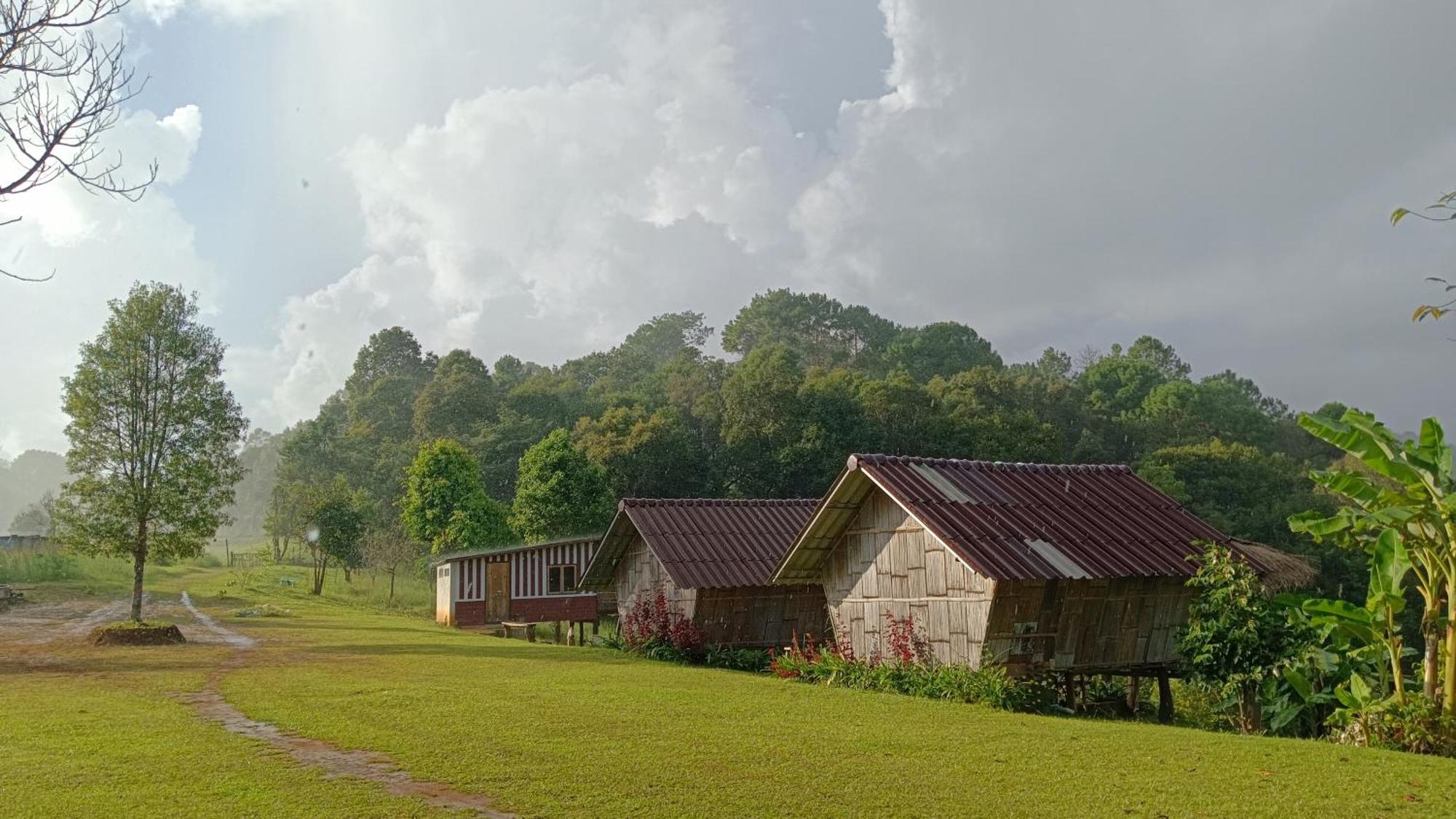 ไร่นิธิสุนทร Nithisoonthon Farmstay Mae Hong Son Dış mekan fotoğraf