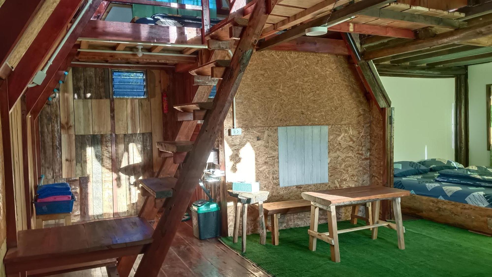 ไร่นิธิสุนทร Nithisoonthon Farmstay Mae Hong Son Dış mekan fotoğraf