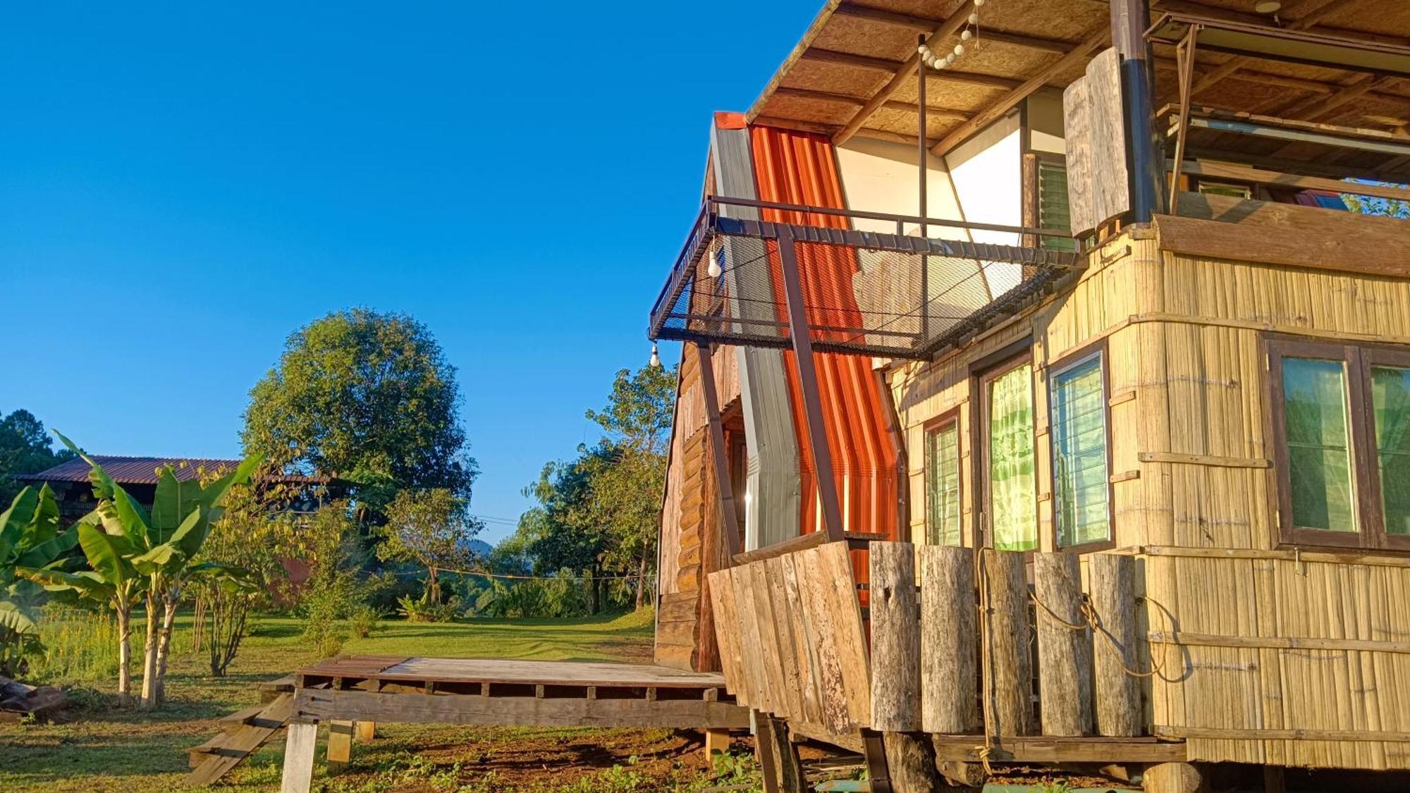 ไร่นิธิสุนทร Nithisoonthon Farmstay Mae Hong Son Dış mekan fotoğraf